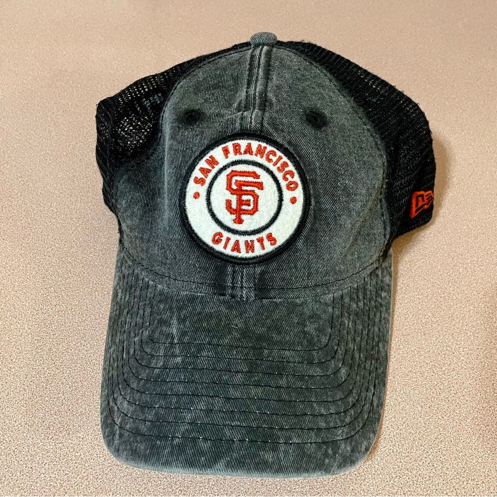 New Era San Francisco Giants Distressed Black & Orange Mesh Cap
